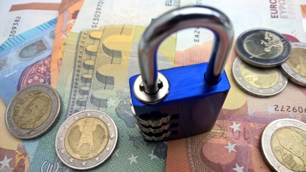 Lock-geld-staking-crypto